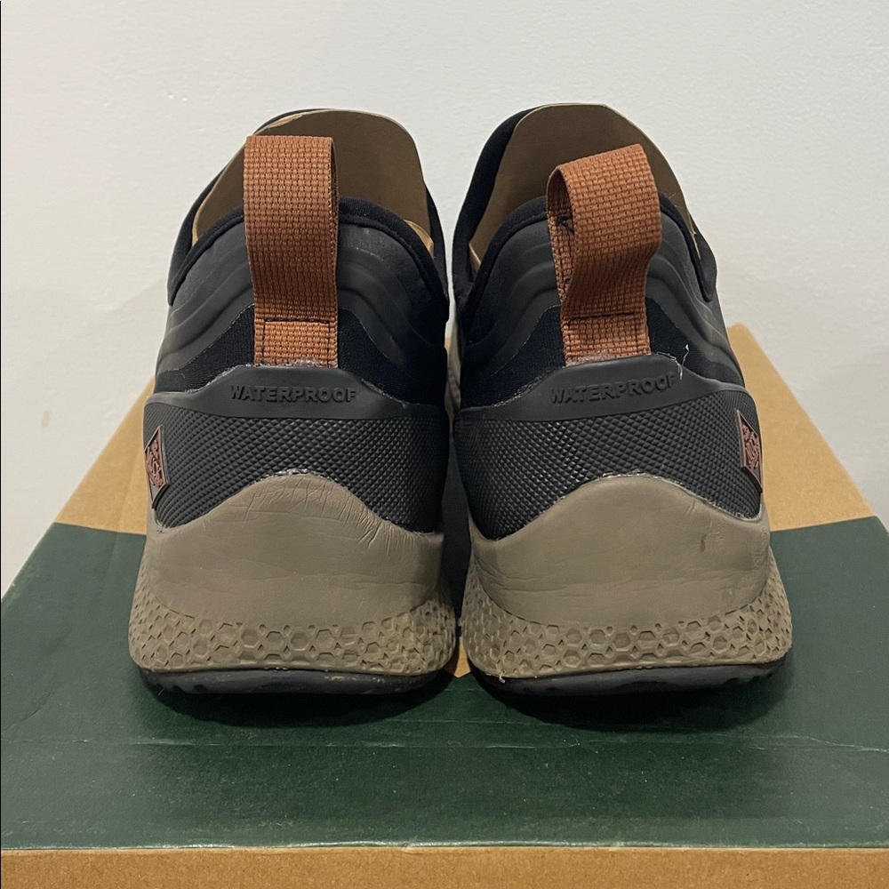 Men’s 10.5 The Original Muck Outscape Low black used excellent - Picture 8 of 9